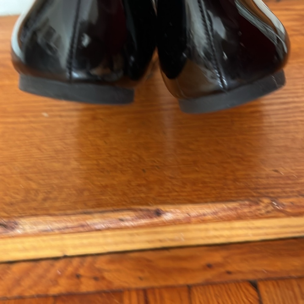 Coach patent leather shoes size 8 - Picture 9 of 9
